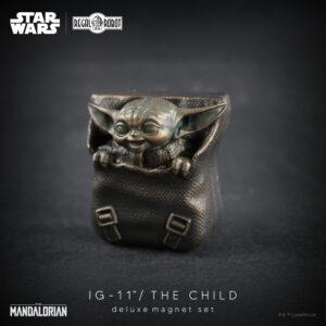 The Mandalorian Baby Yoda aka the Child magnet from Regal Robot