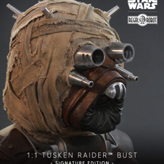 Tusken Raider statue from Star Wars close up of the breather