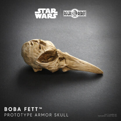 A bird skull was originally in the place of the Mythosaur skull on Boba Fett's armor